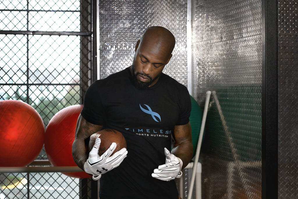 Leadership Lessons From NFL Star Vernon Davis 1 6 vernonwithfootball