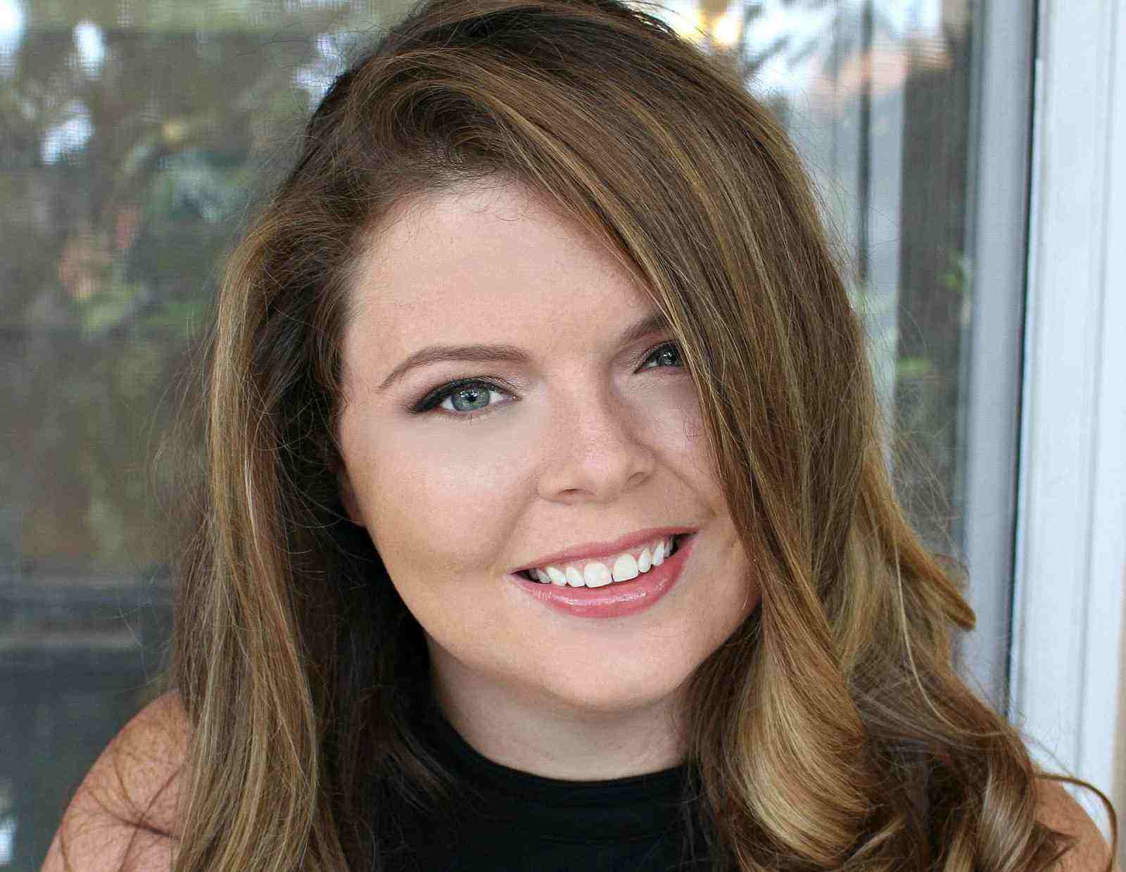 cassiepetrey headshot