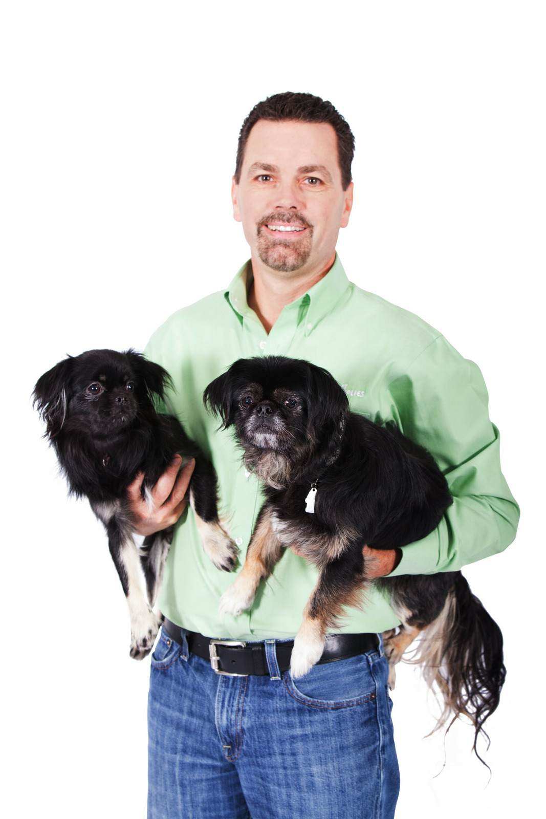 Interview with Chris Rowland, CEO of Pet Supplies Plus 1 chris dog 1119