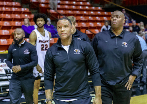 Interview with Former NBA Star Damon Stoudamire 1 Damon_Stoudamire.png