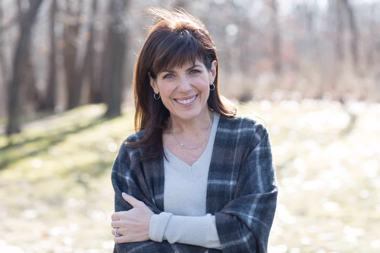 Interview with Jean Chatzky, Bestselling Author 1 dibnbqdu