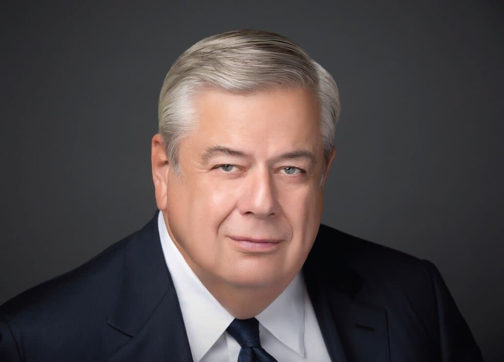 Lessons From the Former CEO of Hill+Knowlton 1 dilenschneider