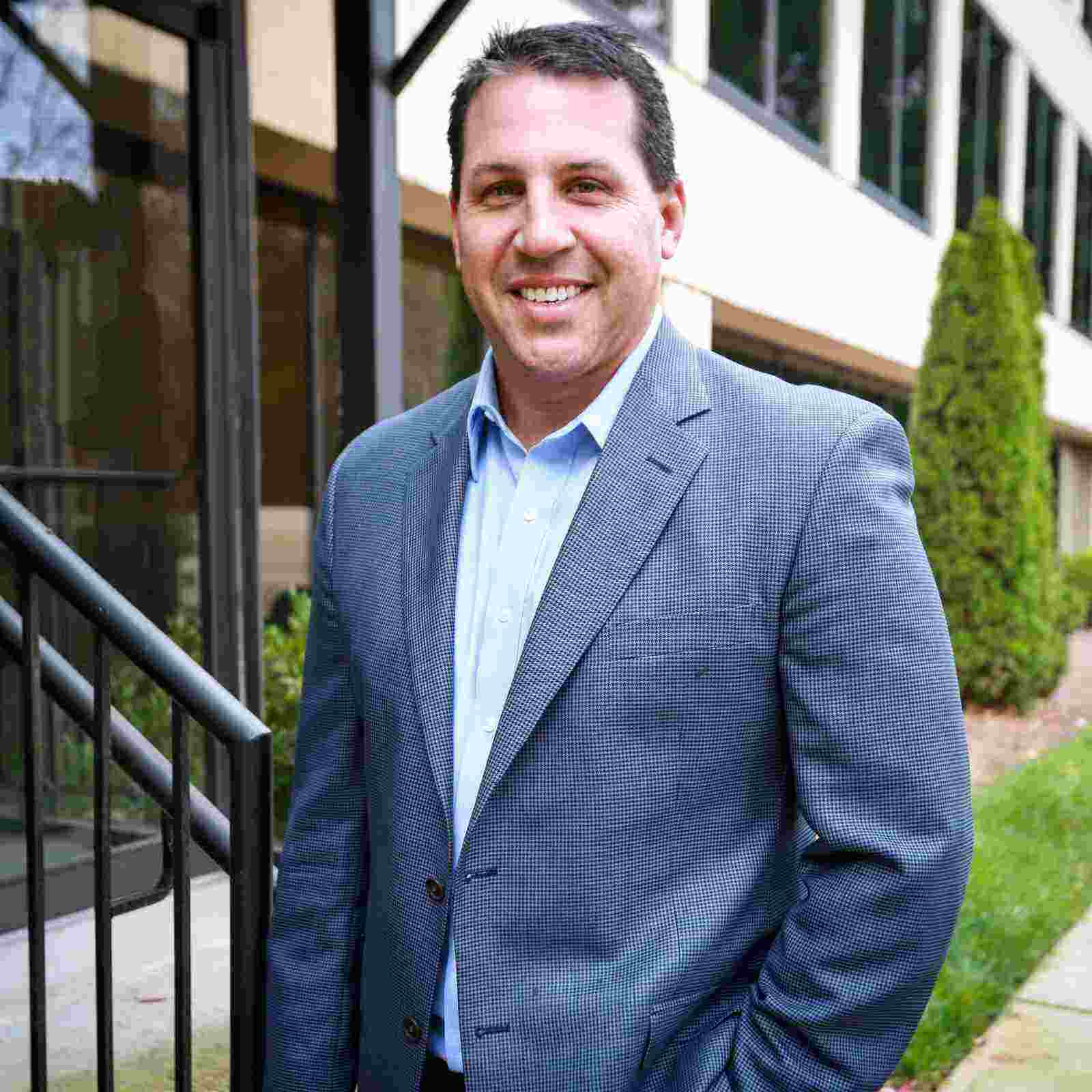Interview with Matt Friedman, Co-Founder of Wing Zone 1 mattfriedmanheadshot