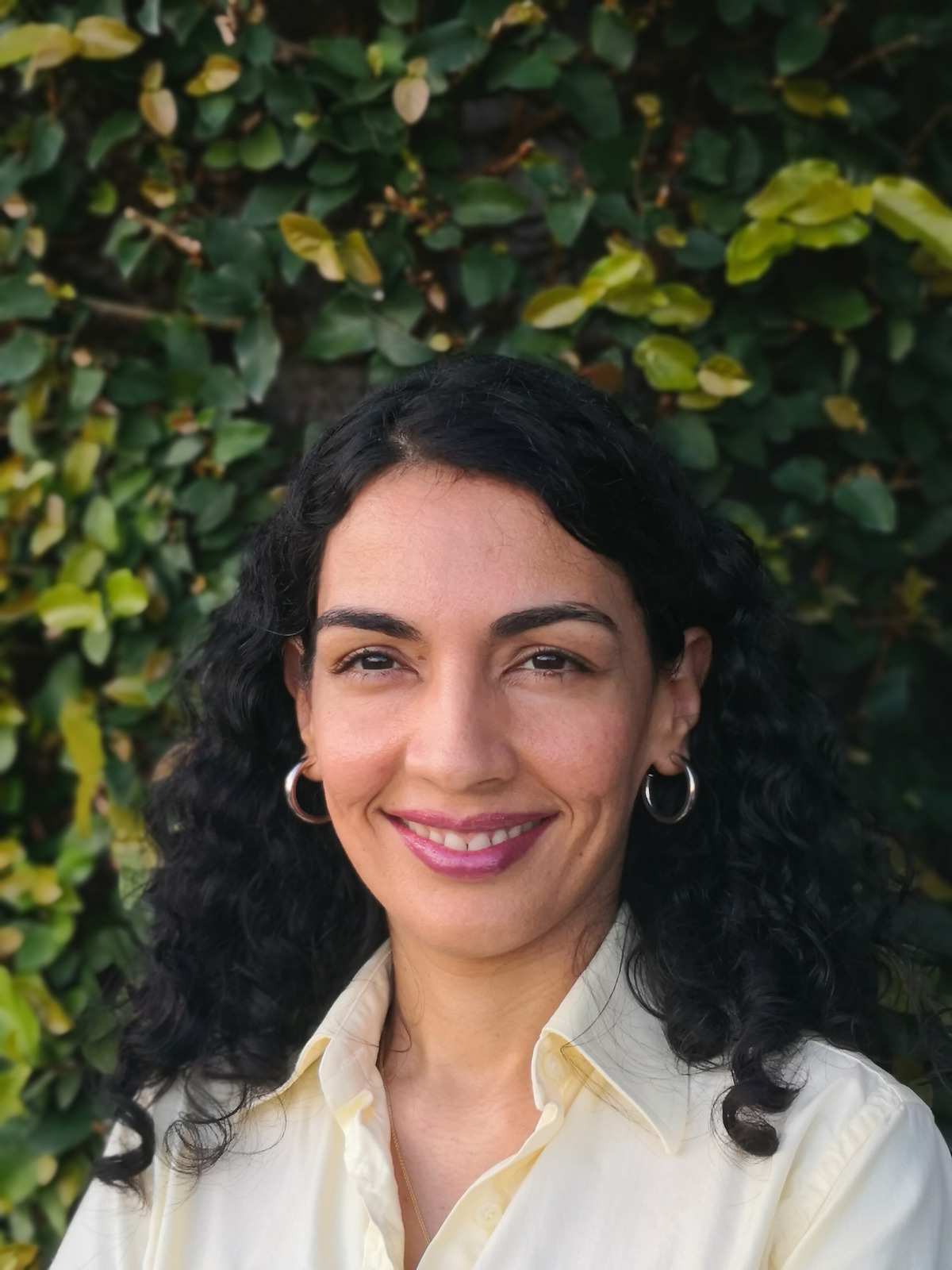 Interview with Author Radhika Dutt 1 Radhika_headshot.jpg